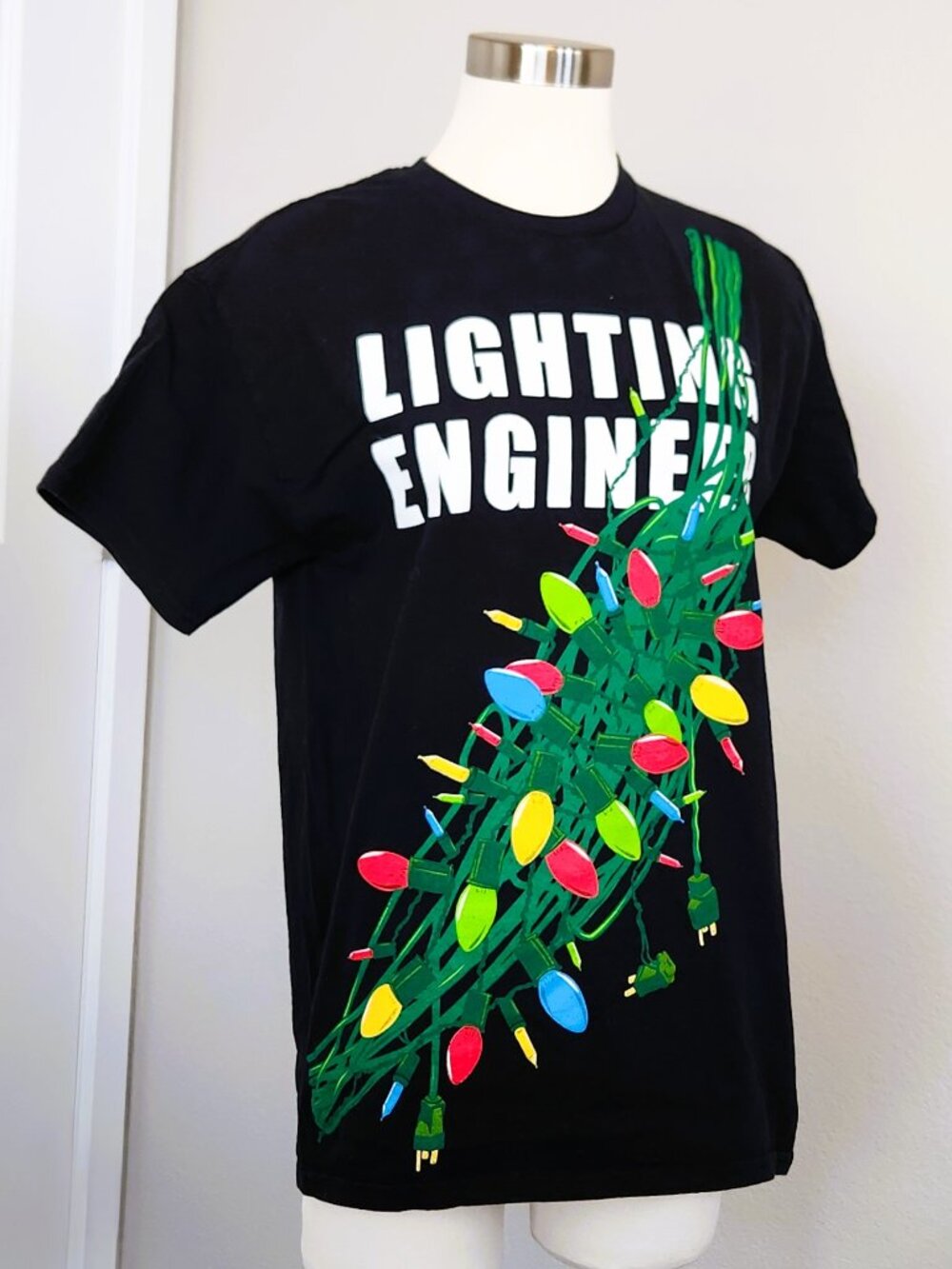 Lightning Engineer Christmas T-Shirt Men's Medium Black Holiday Lights Graphic T
